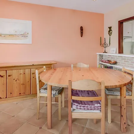 Seila 0103 P Apartment